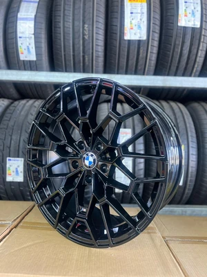 5/120 19 רוחב קדמי 8.5 רוחב אחורי 9.5 ET30 CB72.5