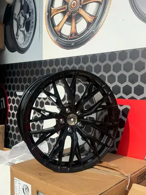 5/108 19 רוחב8.5 ET42 CB67.1