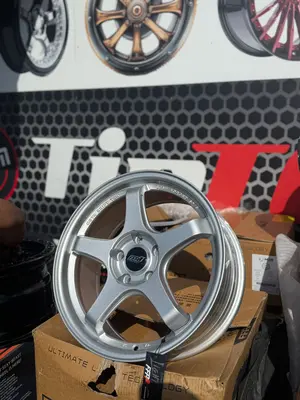 5/114 17 רוחב7.5 ET3 CB67.1