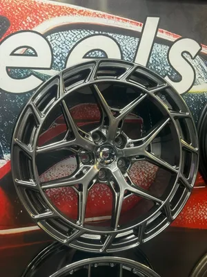 5/114 19 רוחב8.5 ET35 CB67.1