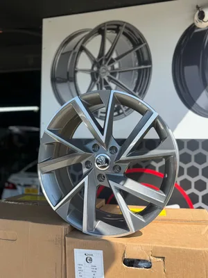 5/112 18 רוחב7.5 ET40 CB57.1