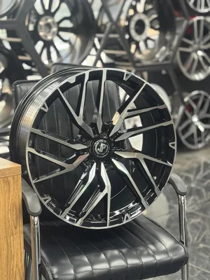 5/114 20רוחב8.5 ET35 CB73.1