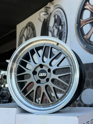 5/114 19 רוחב8.5 ET35 CB73.1