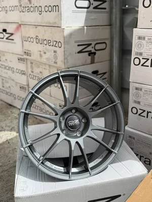 ג'נטים לרכב OZ Racing 5/112 18 רוחב8 ET45 CB/L