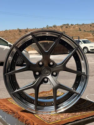 5/120 19 רוחב קדמי 8 5 אחורי 9.5 ET35 CB72.6