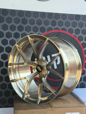 5/112 קדמי19 רוחב18 אחורי20 רוחב10.5 ET קדמי18 אחורי18 CB66.6