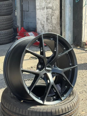 5/120 18 רוחב 8.5 ET42 CB72.6