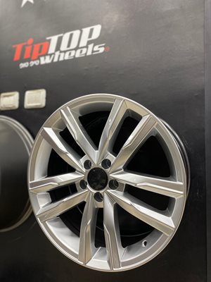 ג'נטים לרכב 5/100 17 רוחב 7.5 ET35 CB57.1